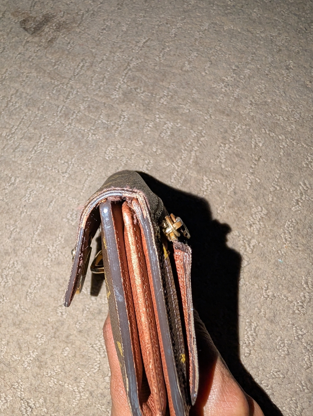 Louis Vuitton Wallet - Picture 14 of 16